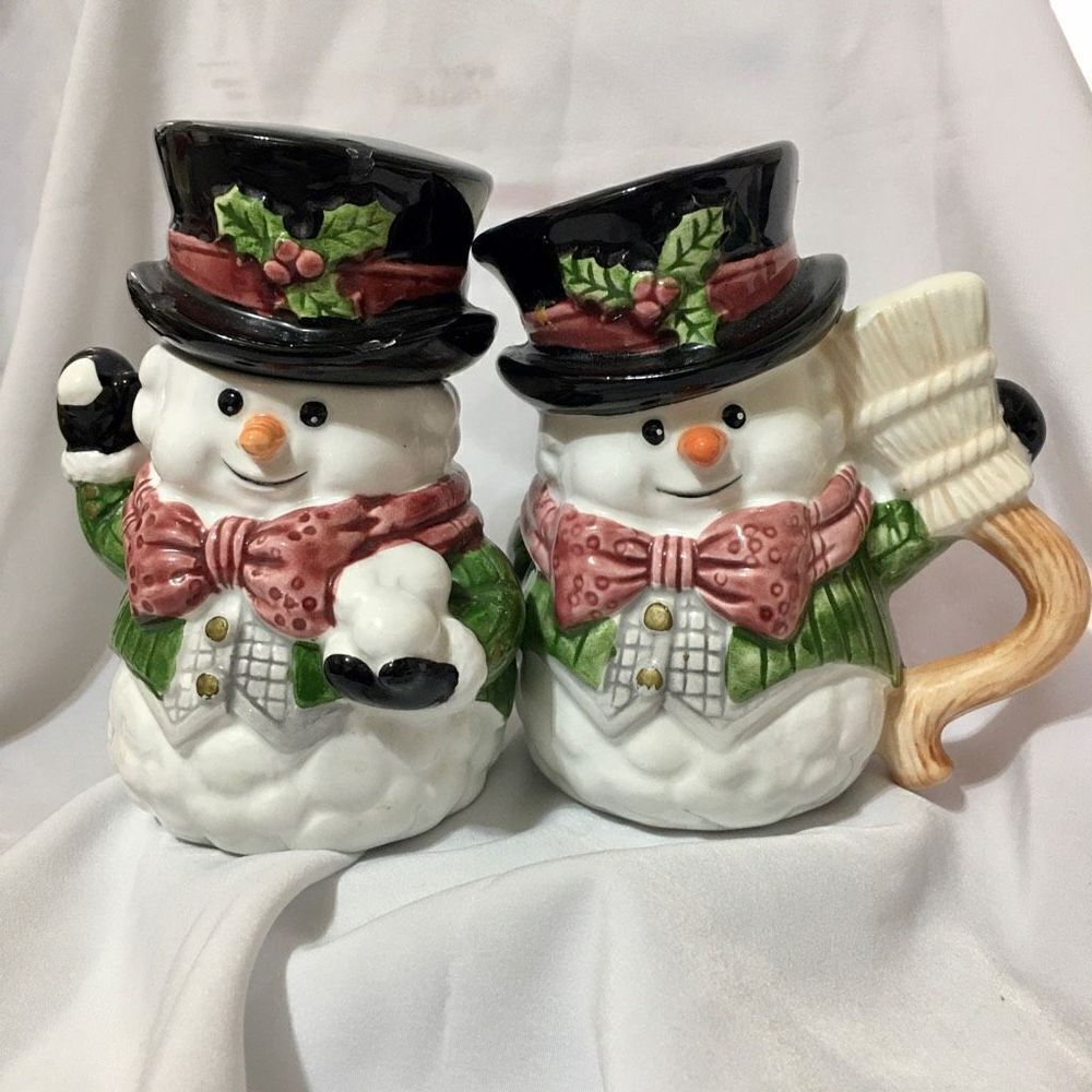 Vintage Omnibus Fitz & Floyd Creamer and Covered Sugar Dish